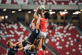 中国赛季开局顺利，辛纳晋级中网16强，辛纳网球图片