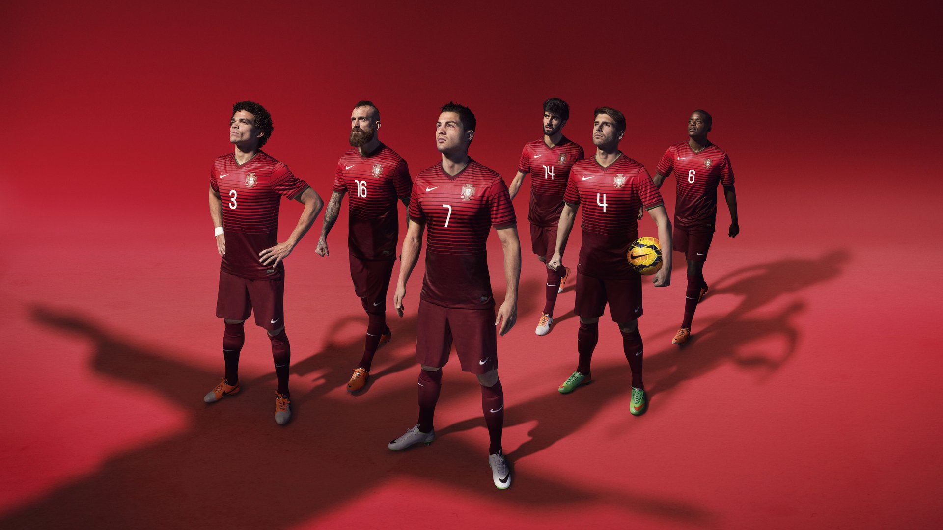 防守阵形紧凑，有效遏制对手进攻，防守技术_防守对手