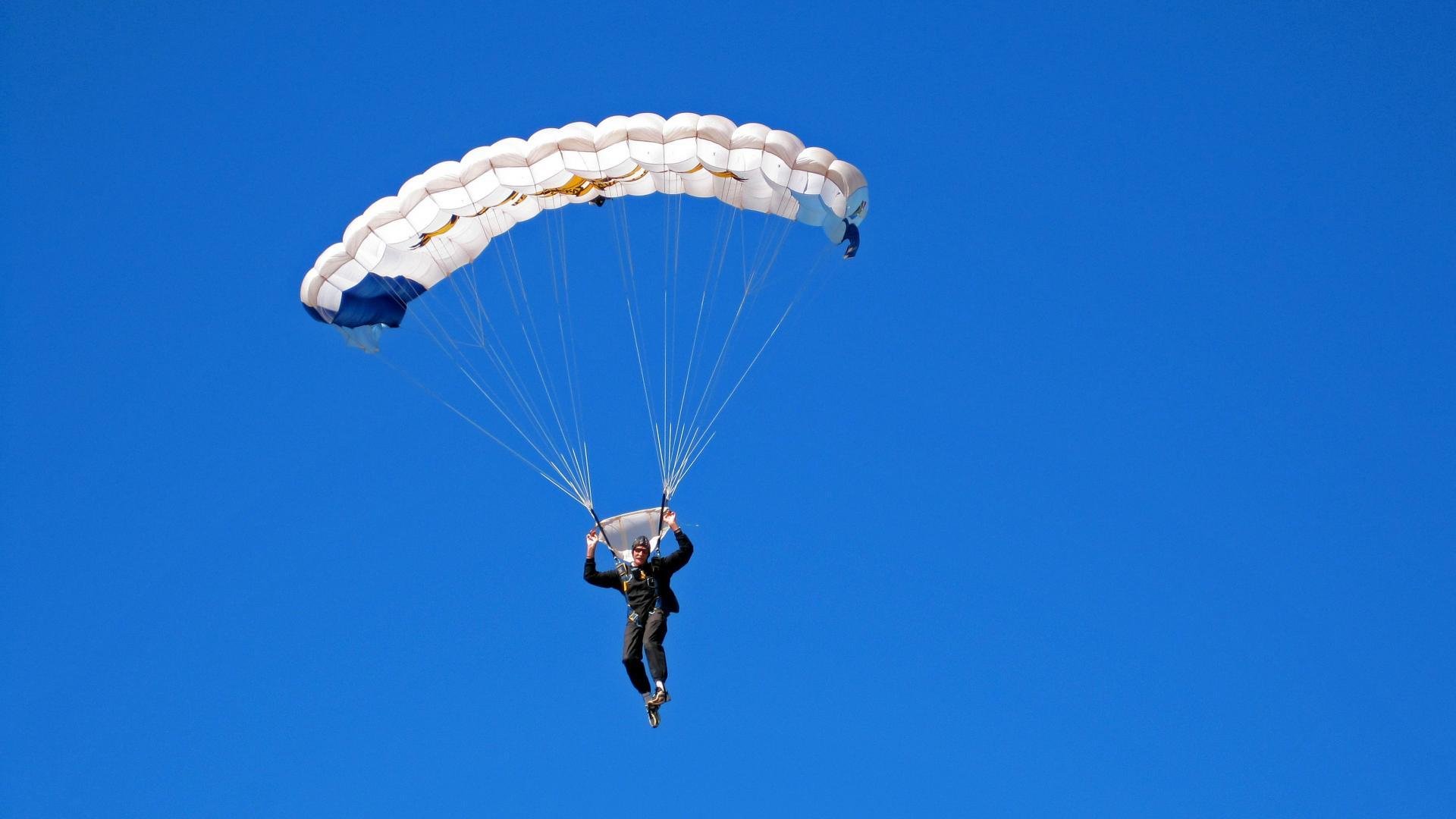 阿里桑·武阿扎里受伤，非洲球星缺席重要比赛